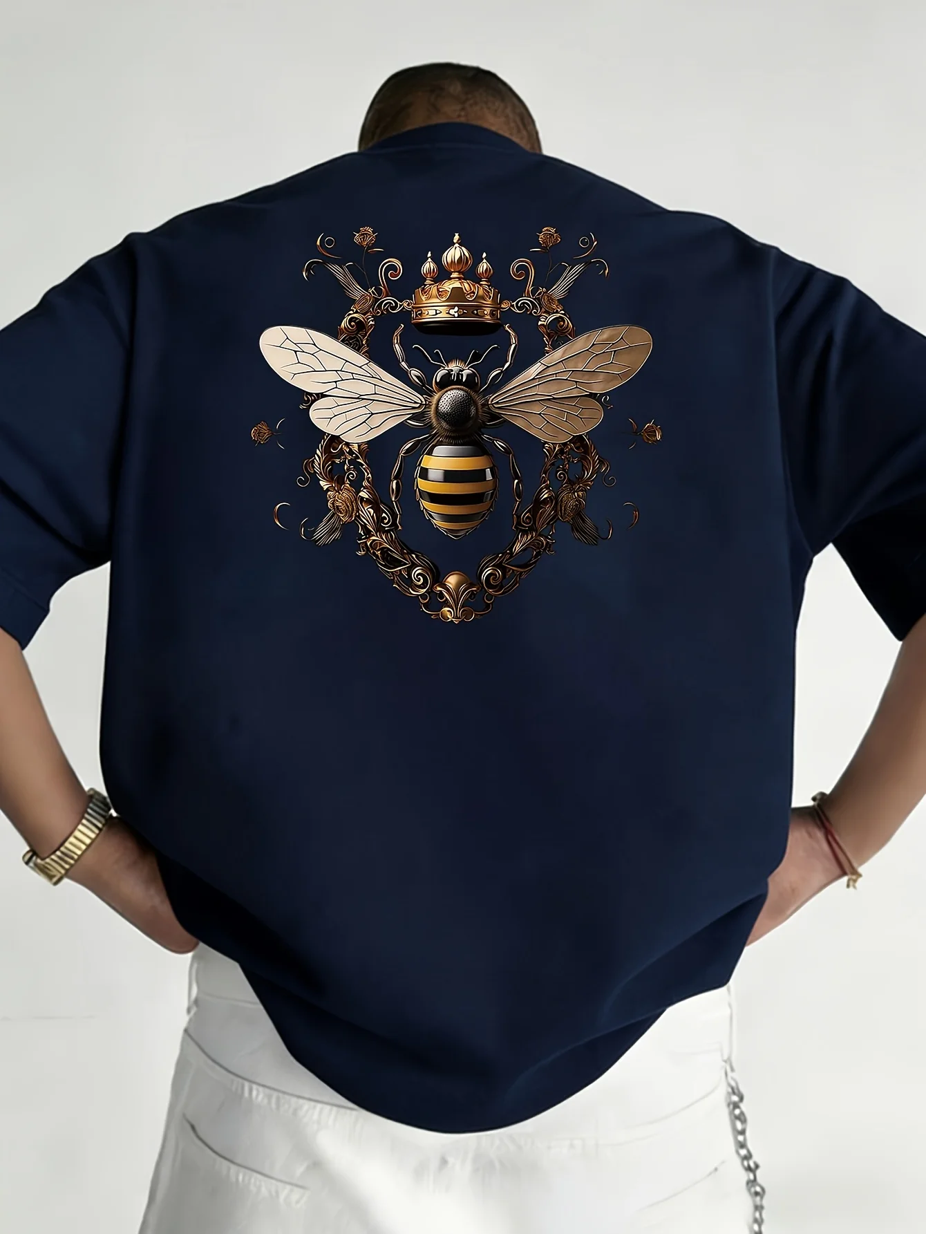 Ornate Royal Bee Print on Premium Soft 100% Cotton Mens T Shirt Perfect for Summer Outings and Casual Events