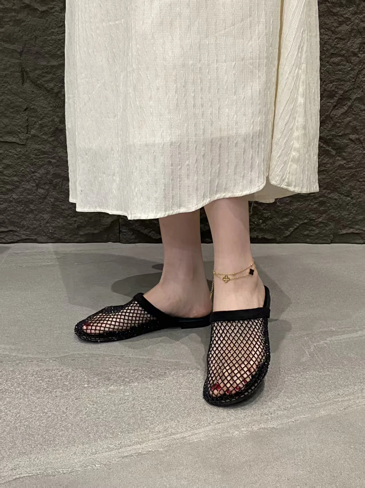 2026 Fashion New Summer Round Toe Mesh Sexy Comfortable Non-slip Casual Slippers Lightweight Plus Size Flat Slippers for Women