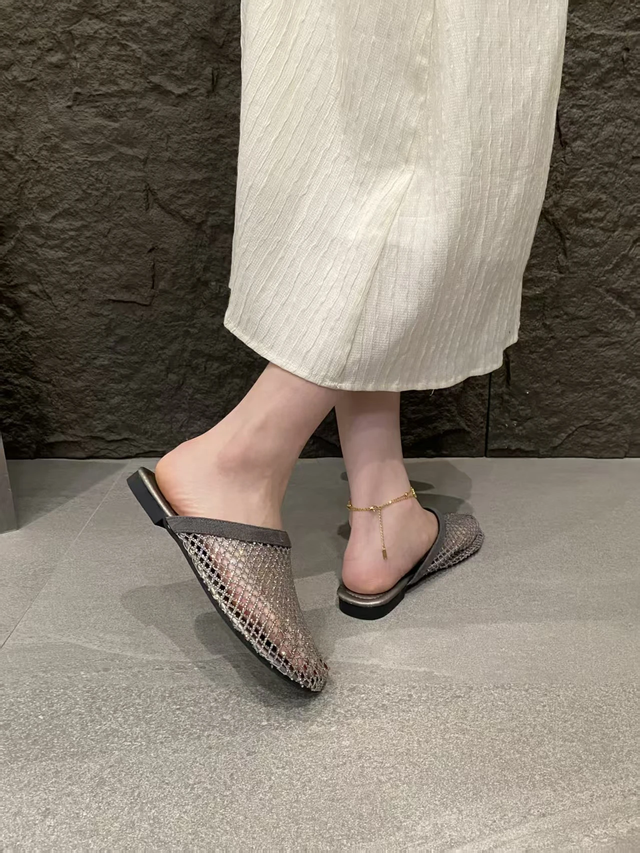 2026 Fashion New Summer Round Toe Mesh Sexy Comfortable Non-slip Casual Slippers Lightweight Plus Size Flat Slippers for Women