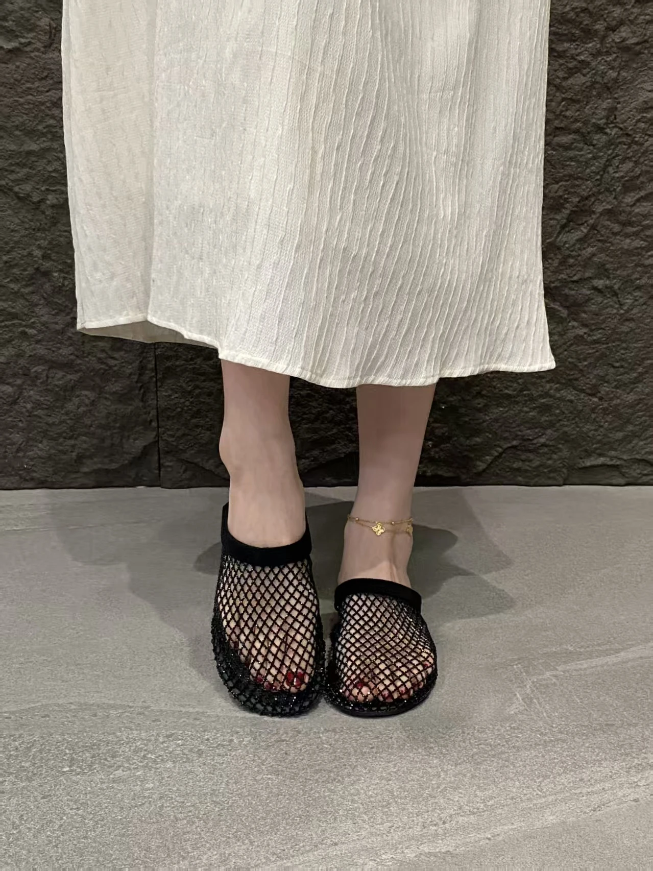 2026 Fashion New Summer Round Toe Mesh Sexy Comfortable Non-slip Casual Slippers Lightweight Plus Size Flat Slippers for Women
