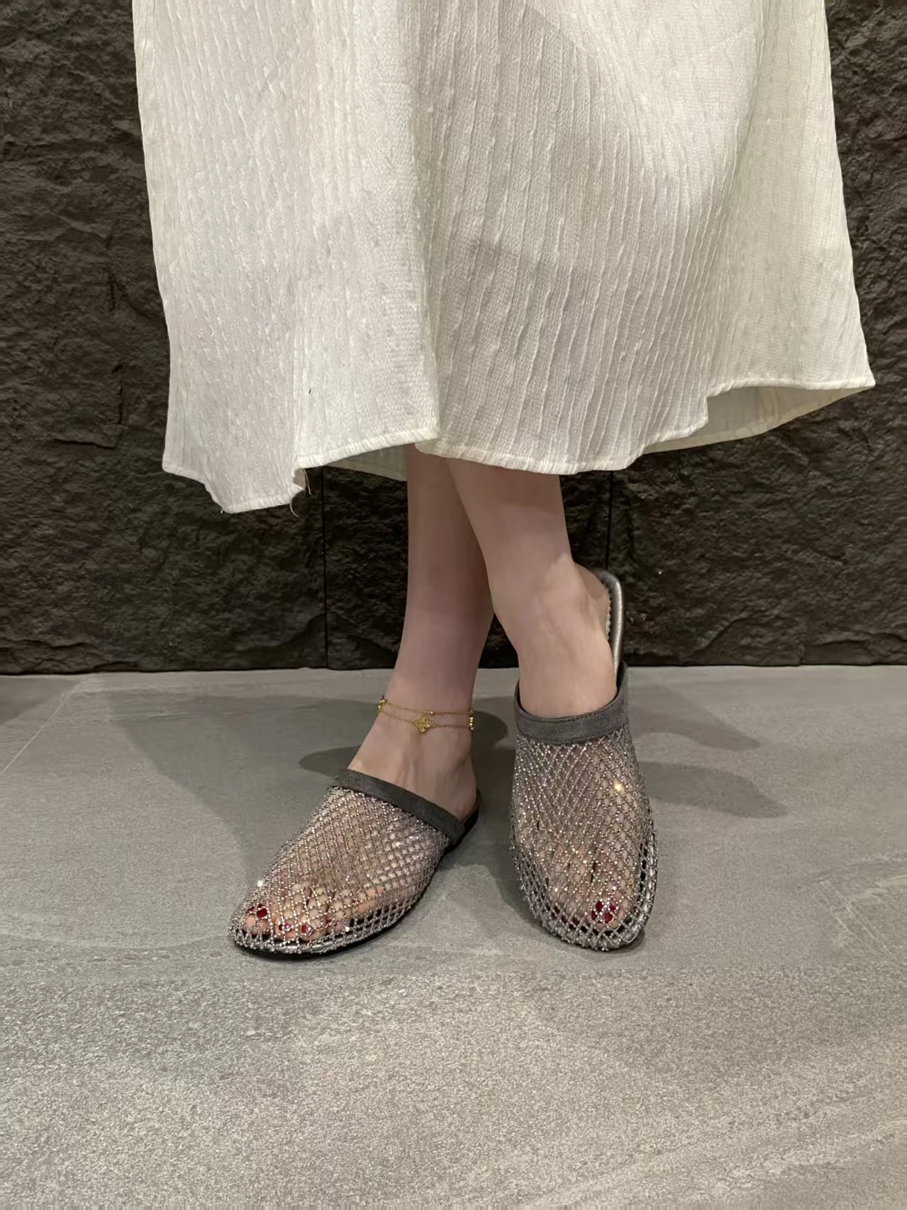 2026 Fashion New Summer Round Toe Mesh Sexy Comfortable Non-slip Casual Slippers Lightweight Plus Size Flat Slippers for Women