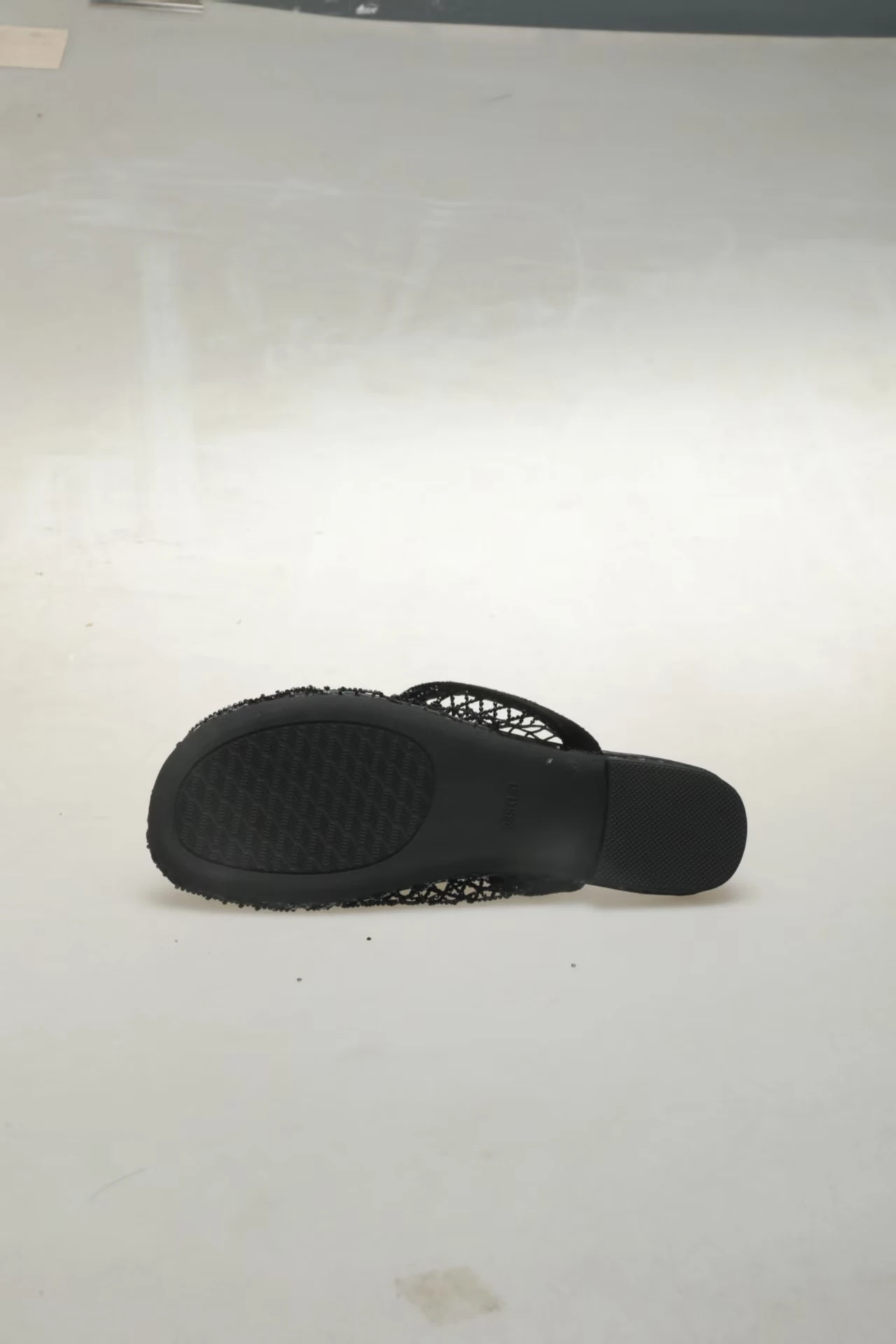 2026 Fashion New Summer Round Toe Mesh Sexy Comfortable Non-slip Casual Slippers Lightweight Plus Size Flat Slippers for Women