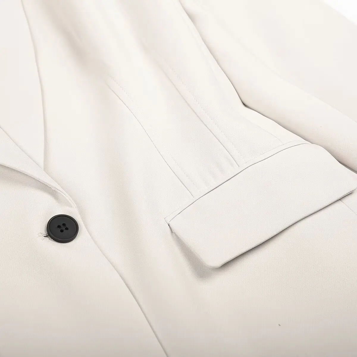 Women Fall Office Slim Blazer Single Button Pockets Blazer Beige Black 2025 Spring Autumn Fashion Commuter Simple Casual Blazer