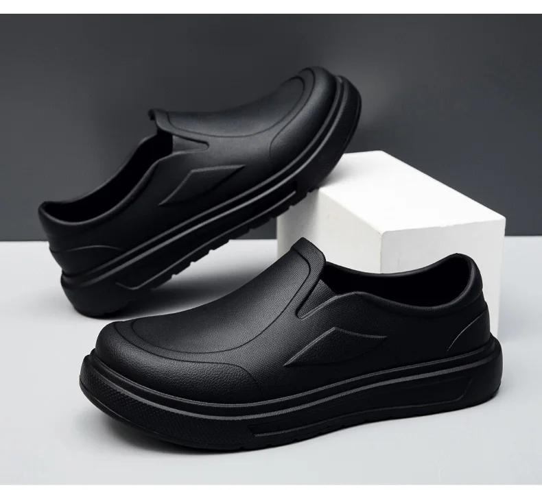 Men's Chef Shoes Anti Slip Oil Resistant Dirt Resistant Work Shoes Quick Drying Thick Soled Rain Shoes Large Size Breath Clogs