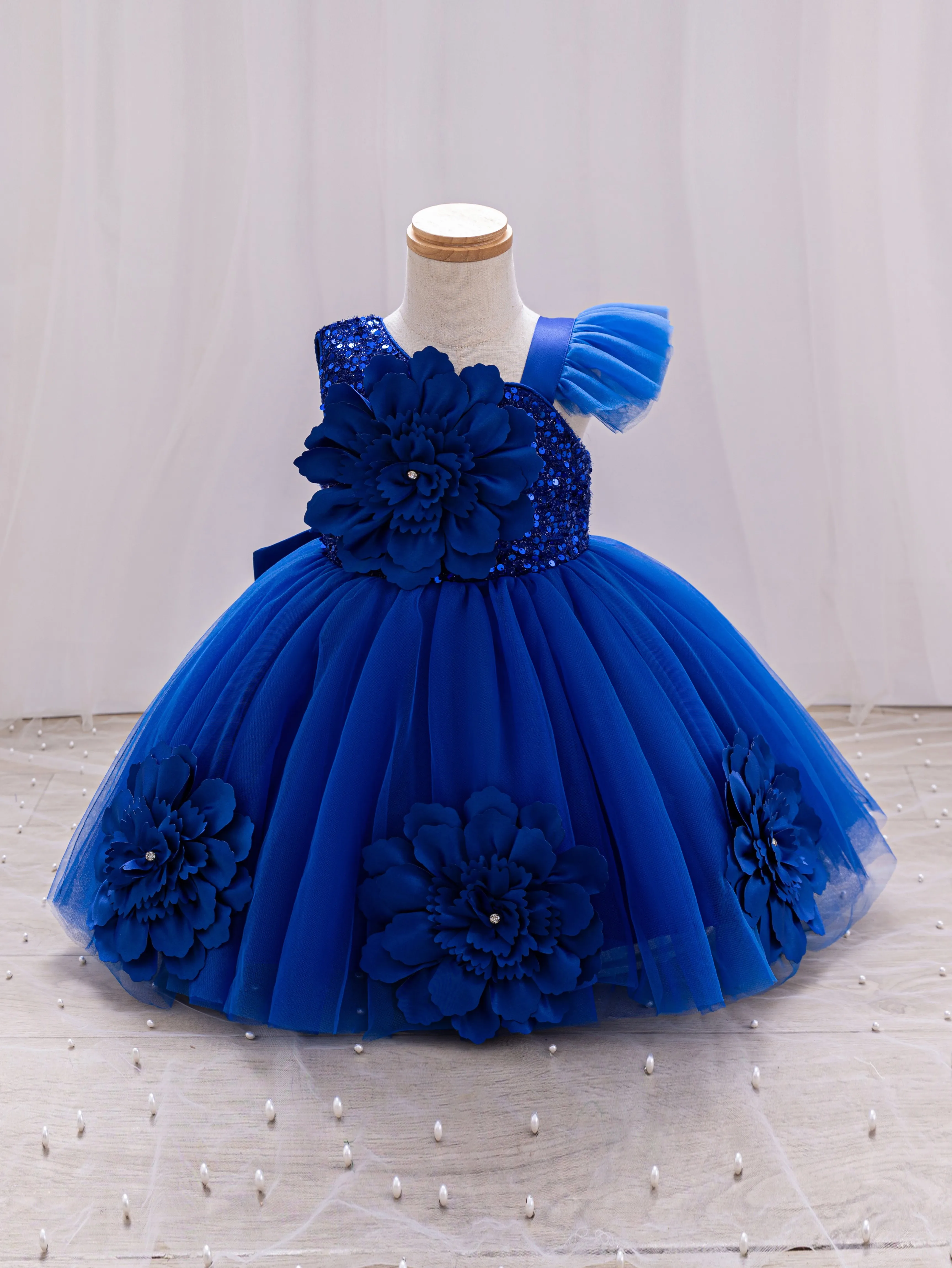 Elegant Girl Princess Dress Small Flying Sleeves Asymsymmetrical Straps Formal Occasion Girl Dress Sequin Wedding Dress Party Gi