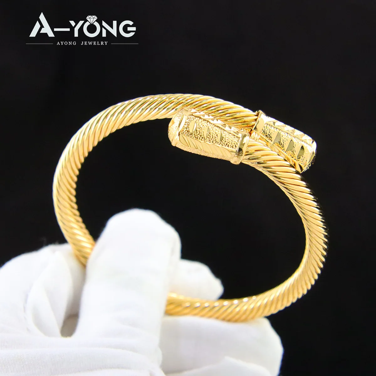Dubai Gold Plated Cuff Bracelets 21k Gold Color Luxury Saudi Bridal Wedding Bangles Turkish Women Wedding Party Ramadan Jewelry