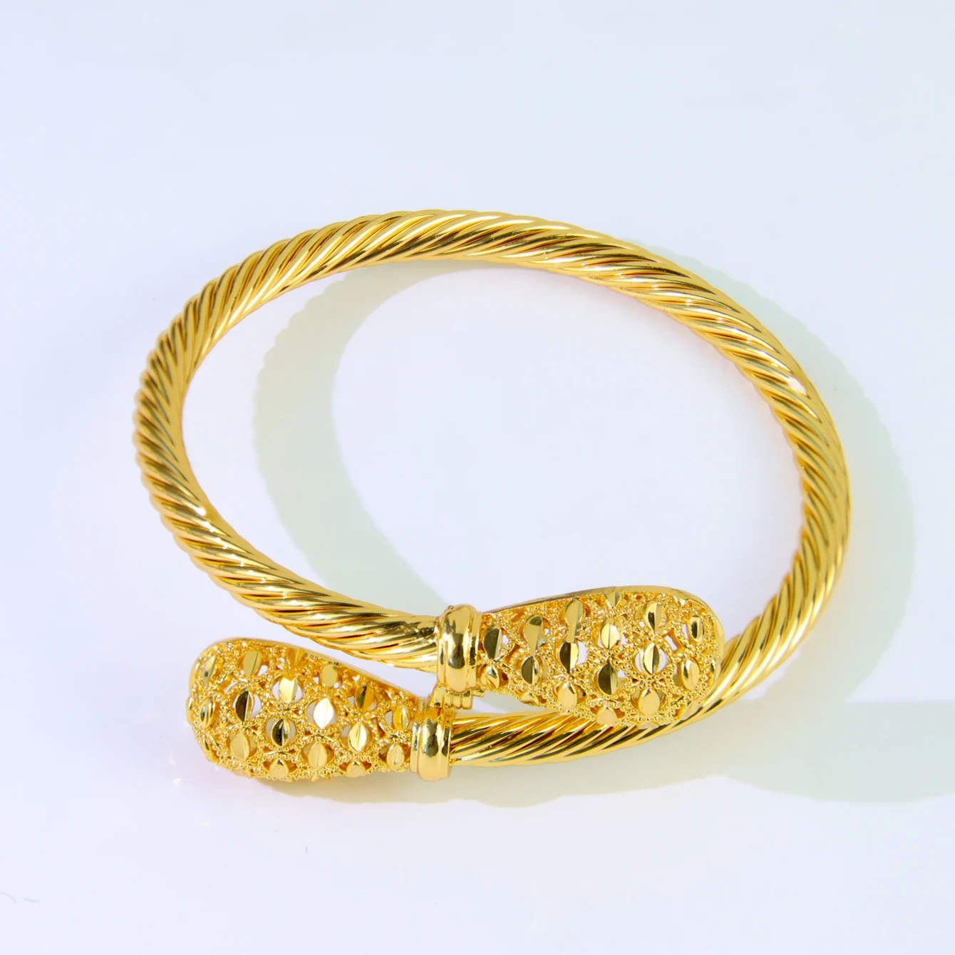 Dubai Gold Plated Cuff Bracelets 21k Gold Color Luxury Saudi Bridal Wedding Bangles Turkish Women Wedding Party Ramadan Jewelry