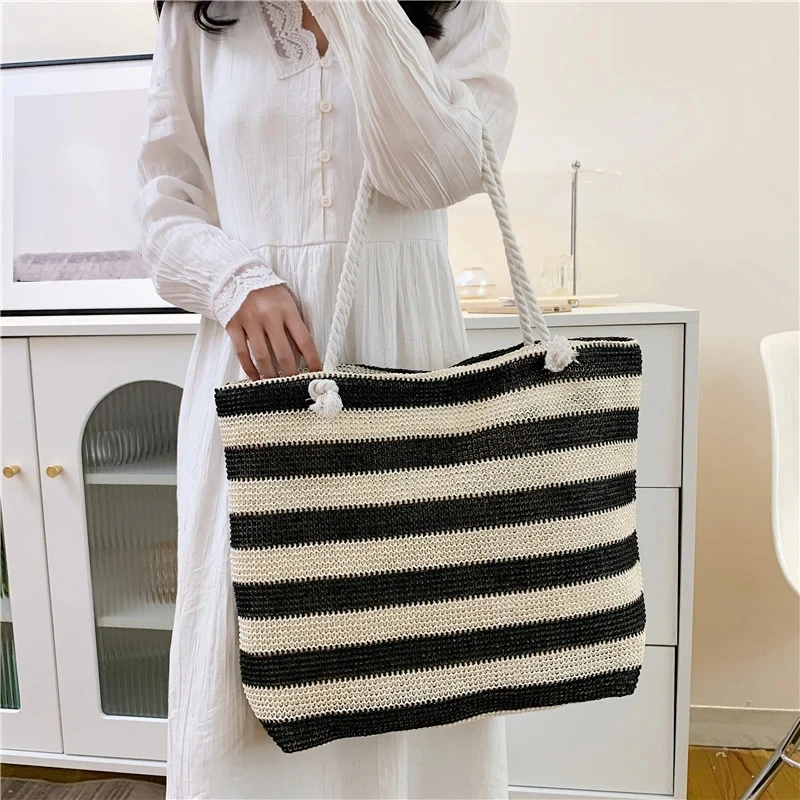 Ladies Summer Daily Bag Straw Shoulder Bag Trendy Color Contrast Beach Handbag Women Large Capacity Simple Shoulder Bag