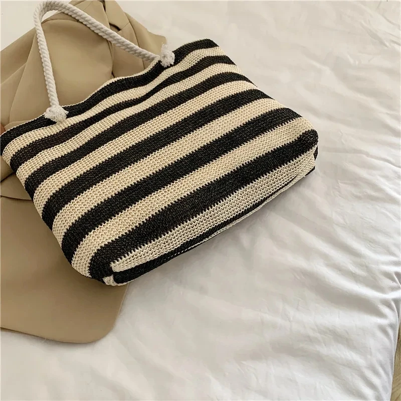 Ladies Summer Daily Bag Straw Shoulder Bag Trendy Color Contrast Beach Handbag Women Large Capacity Simple Shoulder Bag