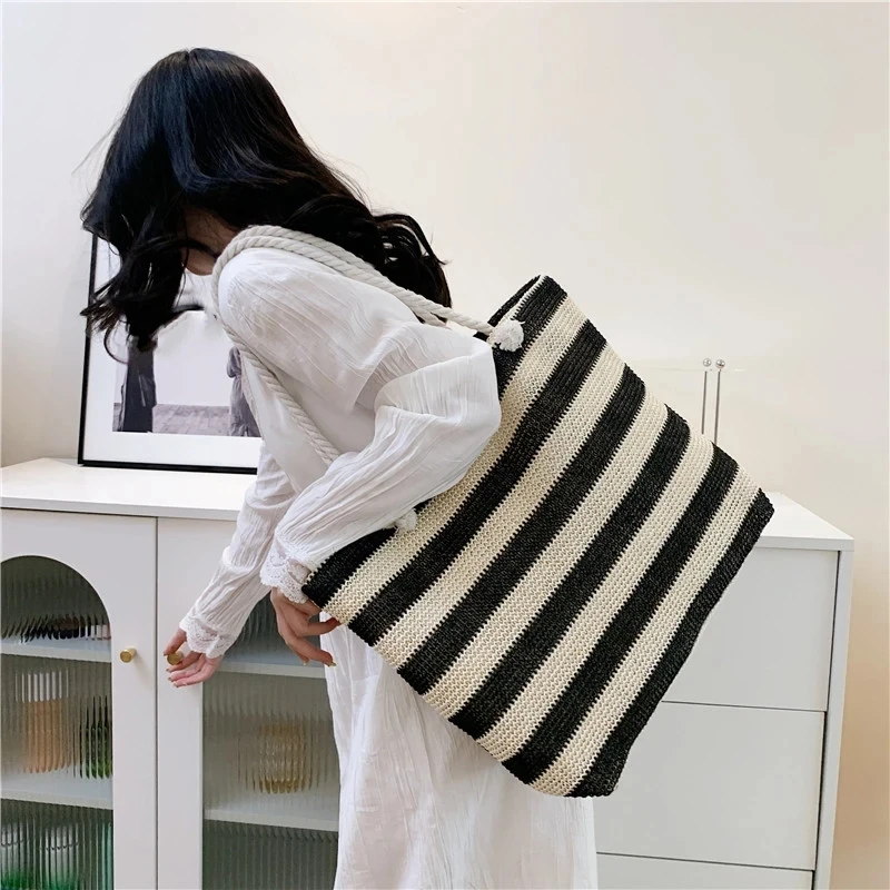 Ladies Summer Daily Bag Straw Shoulder Bag Trendy Color Contrast Beach Handbag Women Large Capacity Simple Shoulder Bag