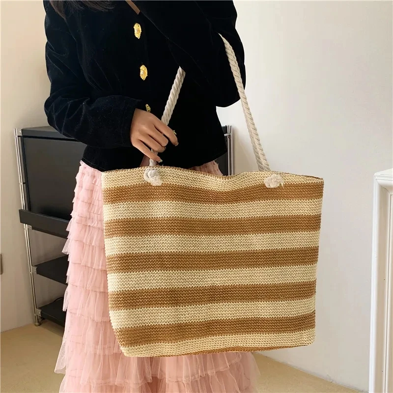 Ladies Summer Daily Bag Straw Shoulder Bag Trendy Color Contrast Beach Handbag Women Large Capacity Simple Shoulder Bag