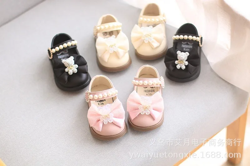 Cartoon Bow Square Mouth Toddler Shoes Kids Shoes Girls Baby Party Wedding Dance New Princess Leather Shoes Children Sneakers