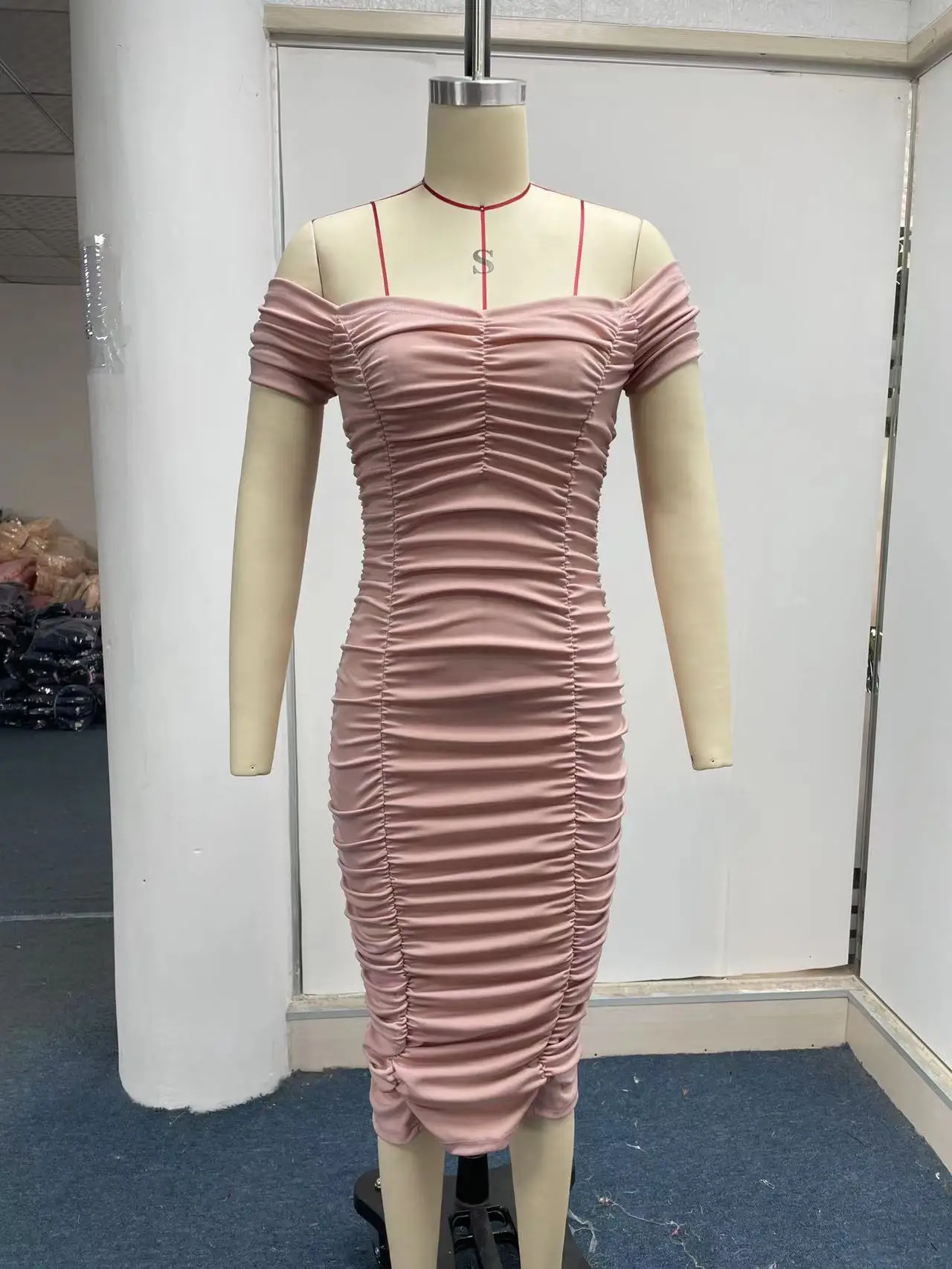 European and American style solid color long skirt, elegant temperament, summer women's dress, one shoulder pleated dress