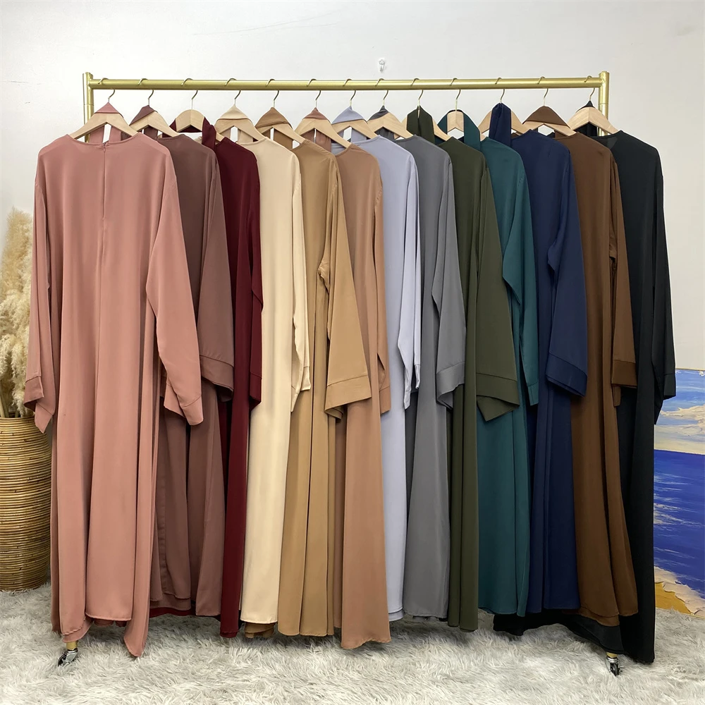New Muslim Fashion Abaya Women's Dress Sold in Dubai in the Middle East Arab Net Color Islamic Dress Robe Lace Long Dress