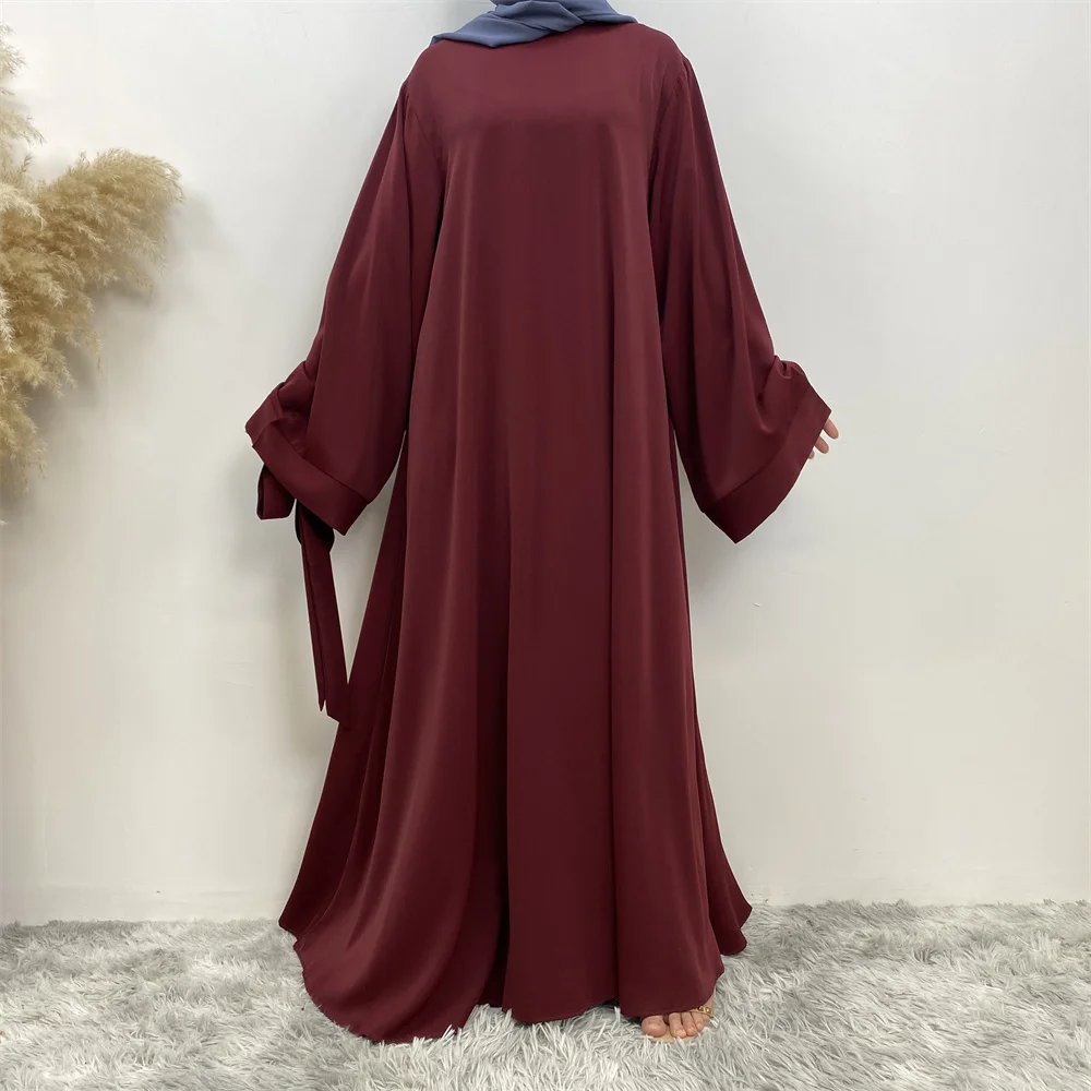 New Muslim Fashion Abaya Women's Dress Sold in Dubai in the Middle East Arab Net Color Islamic Dress Robe Lace Long Dress