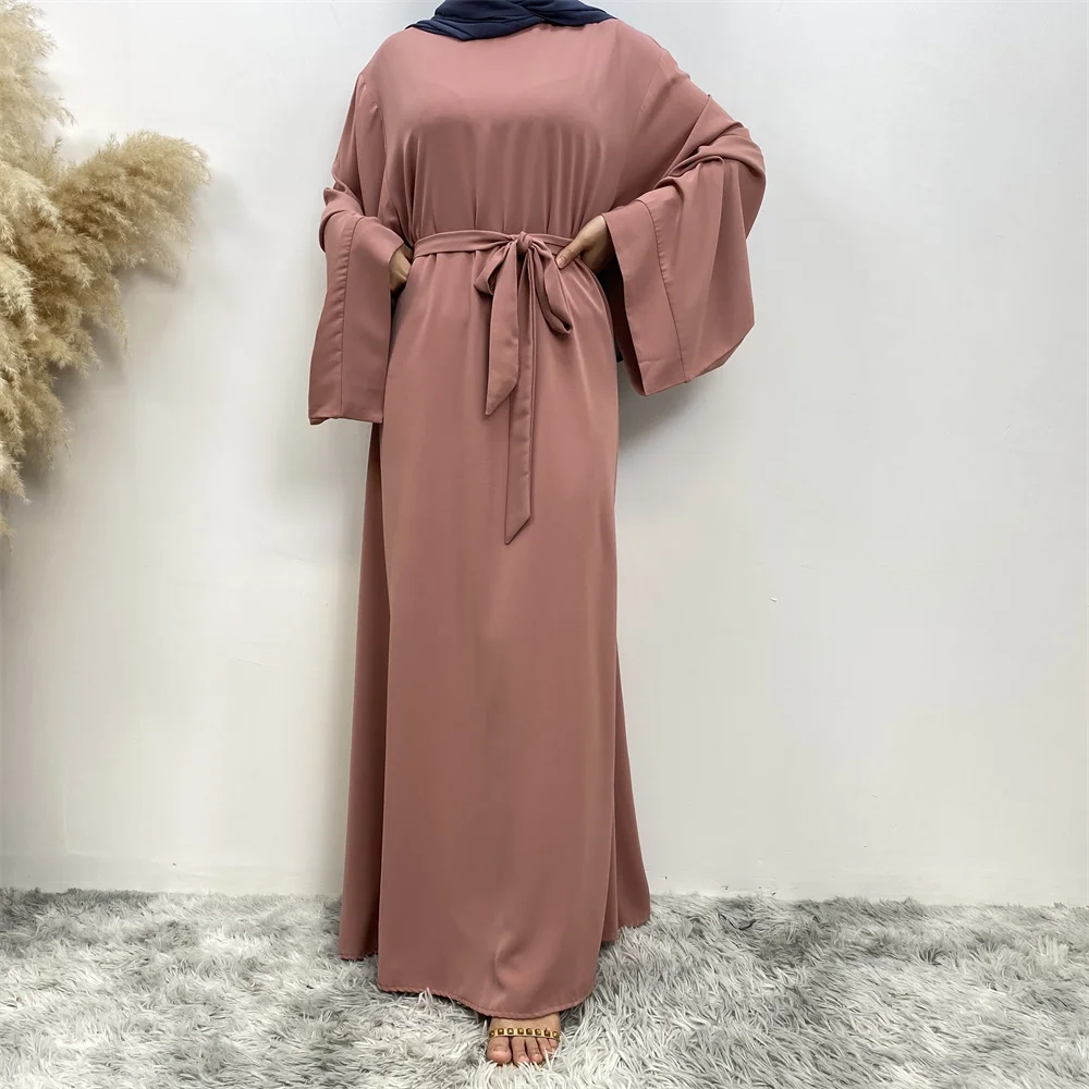 New Muslim Fashion Abaya Women's Dress Sold in Dubai in the Middle East Arab Net Color Islamic Dress Robe Lace Long Dress
