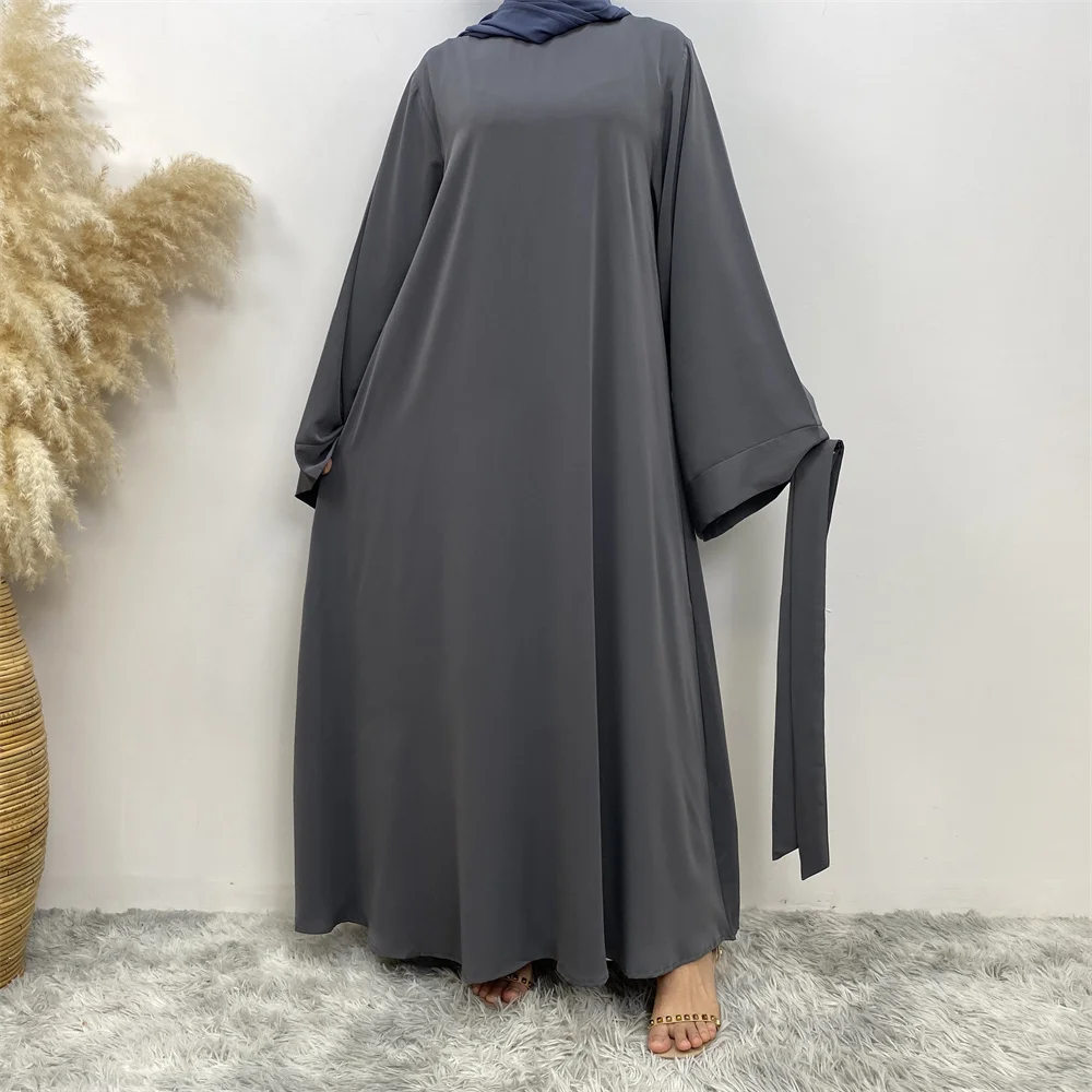 New Muslim Fashion Abaya Women's Dress Sold in Dubai in the Middle East Arab Net Color Islamic Dress Robe Lace Long Dress
