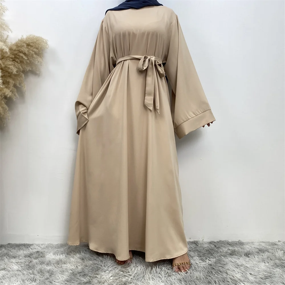 New Muslim Fashion Abaya Women's Dress Sold in Dubai in the Middle East Arab Net Color Islamic Dress Robe Lace Long Dress