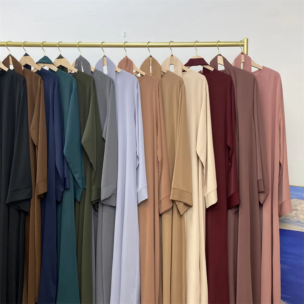 New Muslim Fashion Abaya Women's Dress Sold in Dubai in the Middle East Arab Net Color Islamic Dress Robe Lace Long Dress