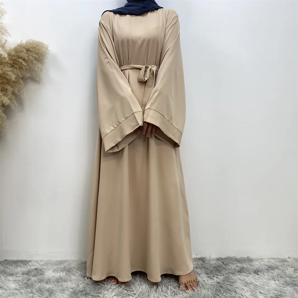 New Muslim Fashion Abaya Women's Dress Sold in Dubai in the Middle East Arab Net Color Islamic Dress Robe Lace Long Dress