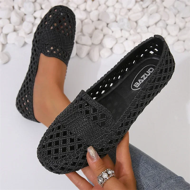 New Summer Style Mesh Breathable Versatile Lfashionable, Comfortable, Casual and Wear-resistant Women's Flat Toe Sandals