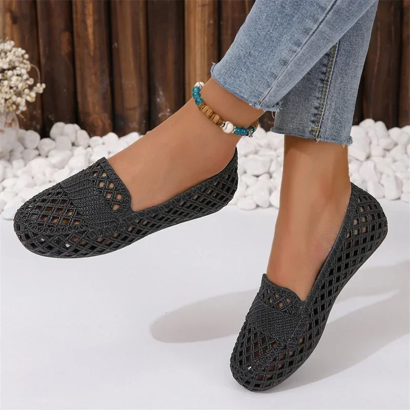 New Summer Style Mesh Breathable Versatile Lfashionable, Comfortable, Casual and Wear-resistant Women's Flat Toe Sandals