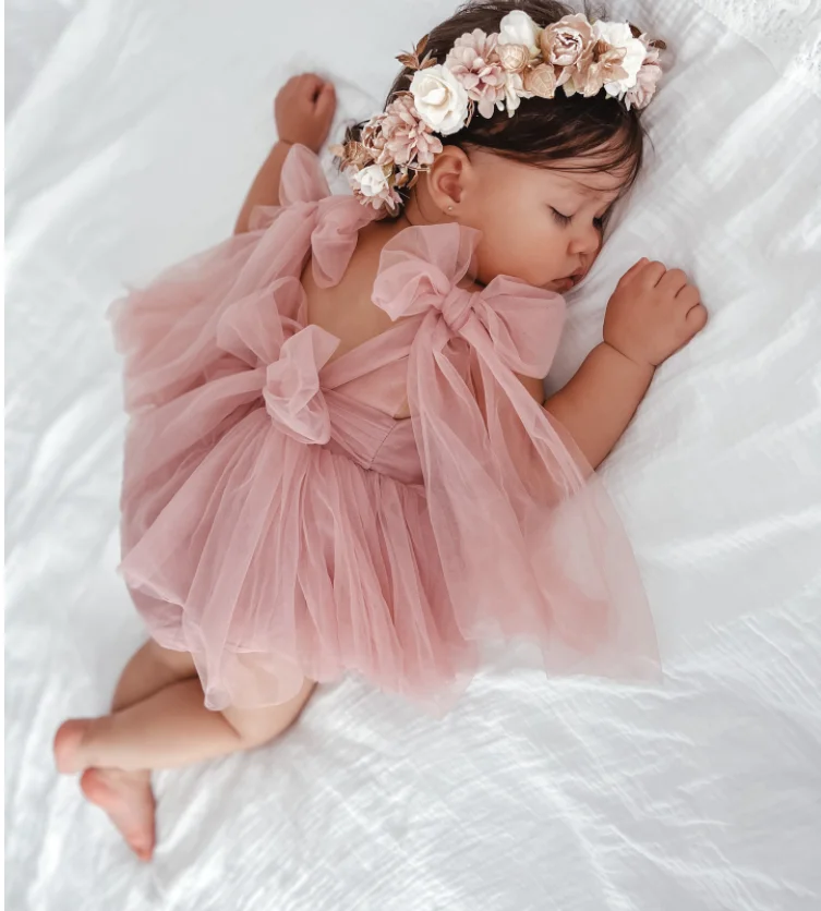 2026 Summer Baby Clothes 100 Day Baptism Birthday Party Sleeveless Jumpsuit Mesh Bow Romper Girl Princess Dress
