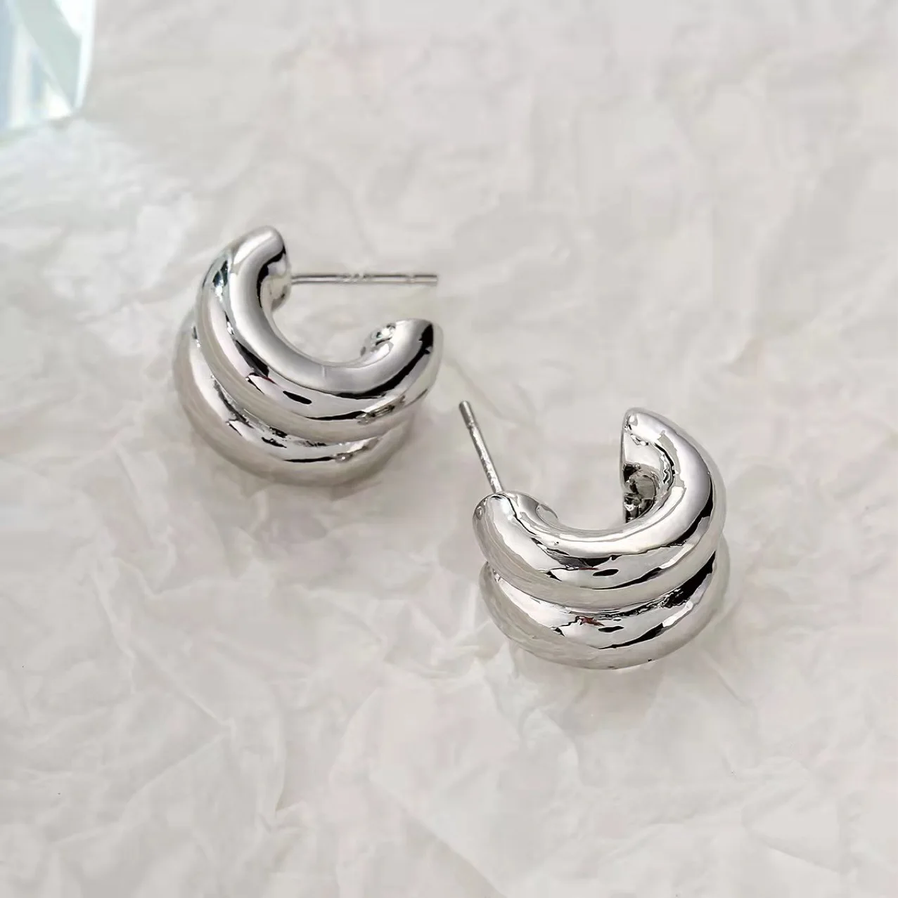 CARLIDANA Connected Double Ring Gold Color CC Shape Earrings Stainless Steel Pvd Gold Plated Stud Earrings For Women Jewelry