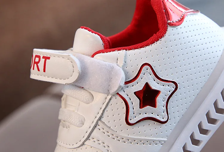 Little Kids Fashion LED Bright Sneakers Children's Shining Light Sneakers Kids Breathable Glowing Light Shoes Girls Casual Shoes