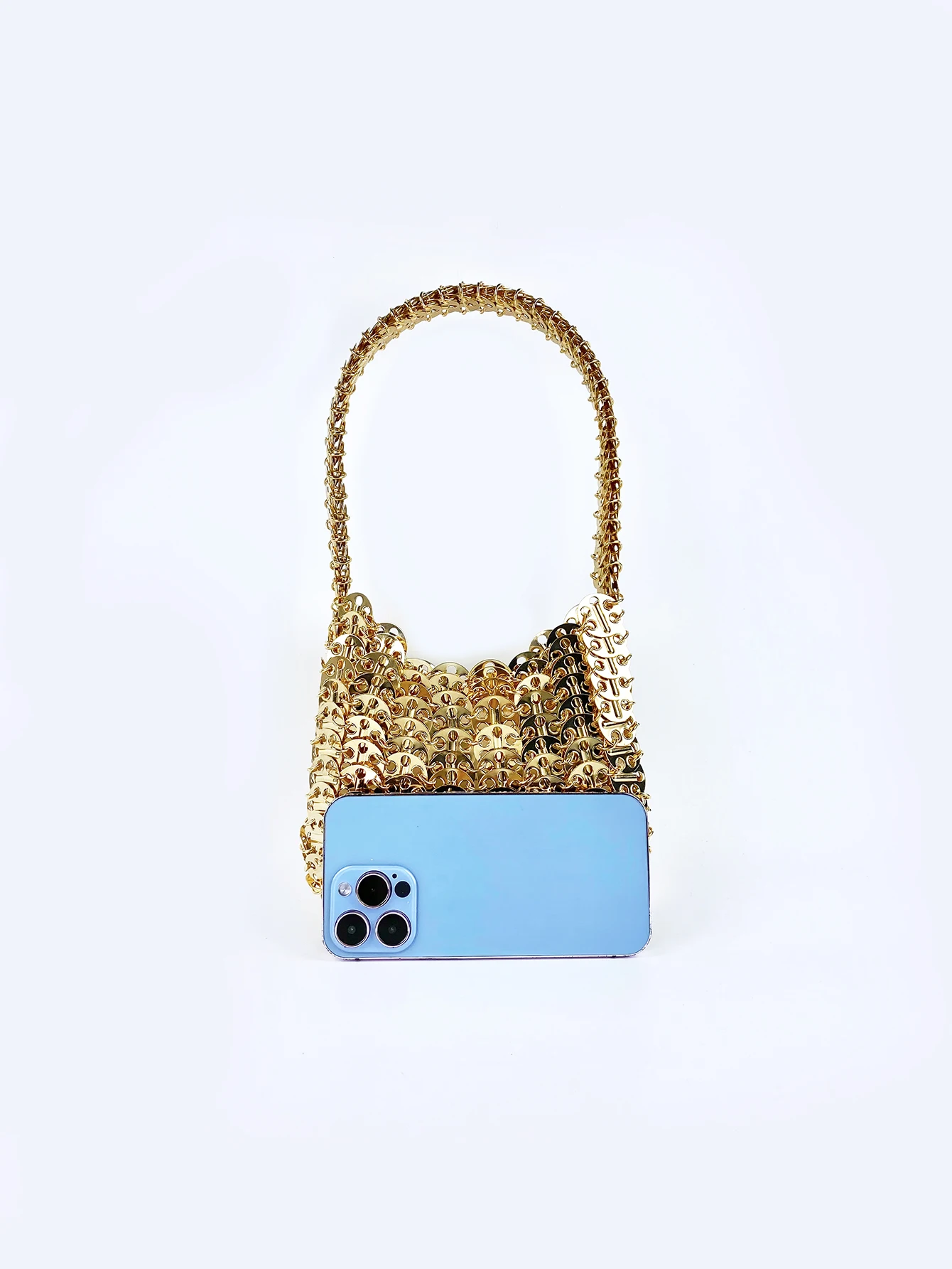 Hot selling fashion Korean version gold aluminum sheet, niche, high-quality, temperament, versatile woven handbag