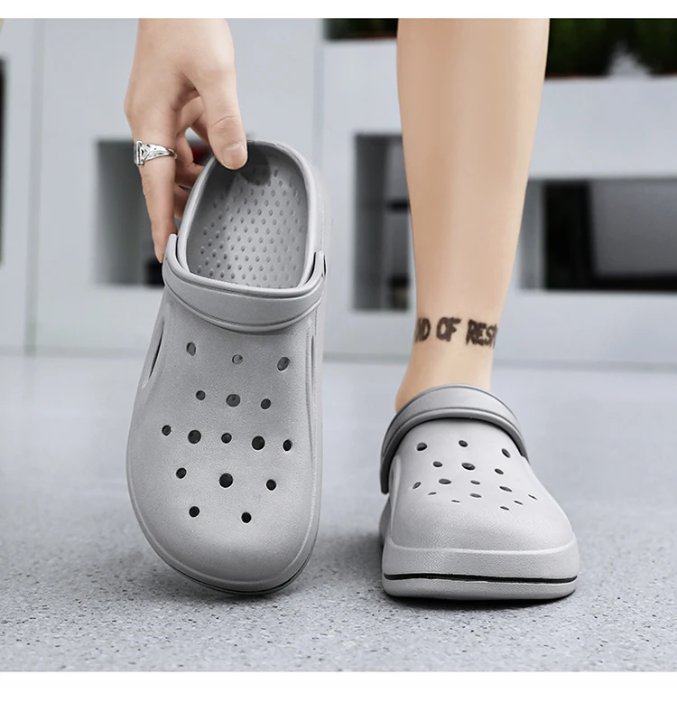 2026 Beach Sandals Men fashion Fishing Sandals EVA Summer Garden Clogs Men Sandal Outdoor Sports Slippers Zapatos Hombre Size 45