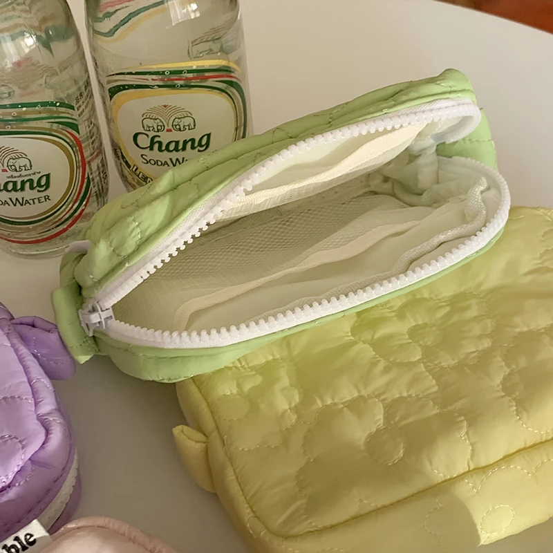 Fashion Women Flower Print Quilting Cotton Cosmetic Bag Portable Ladies Makeup Storage Handbag Large Capacity Make Up Bags
