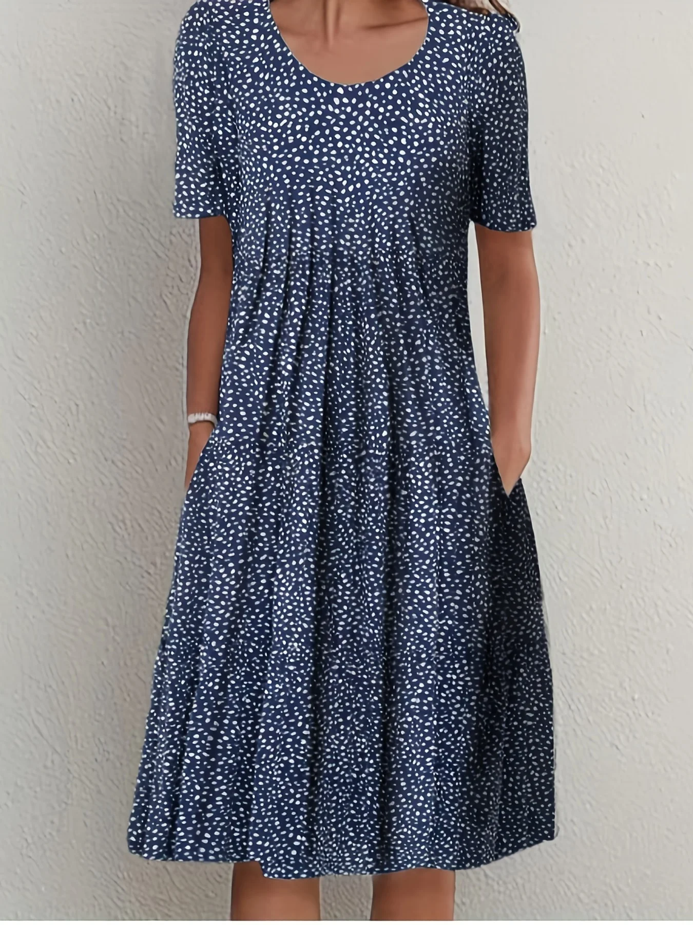 2024 New Spring And Summer Women's Elegant Large Skirt Round Neck Printed Short-sleeved Dress