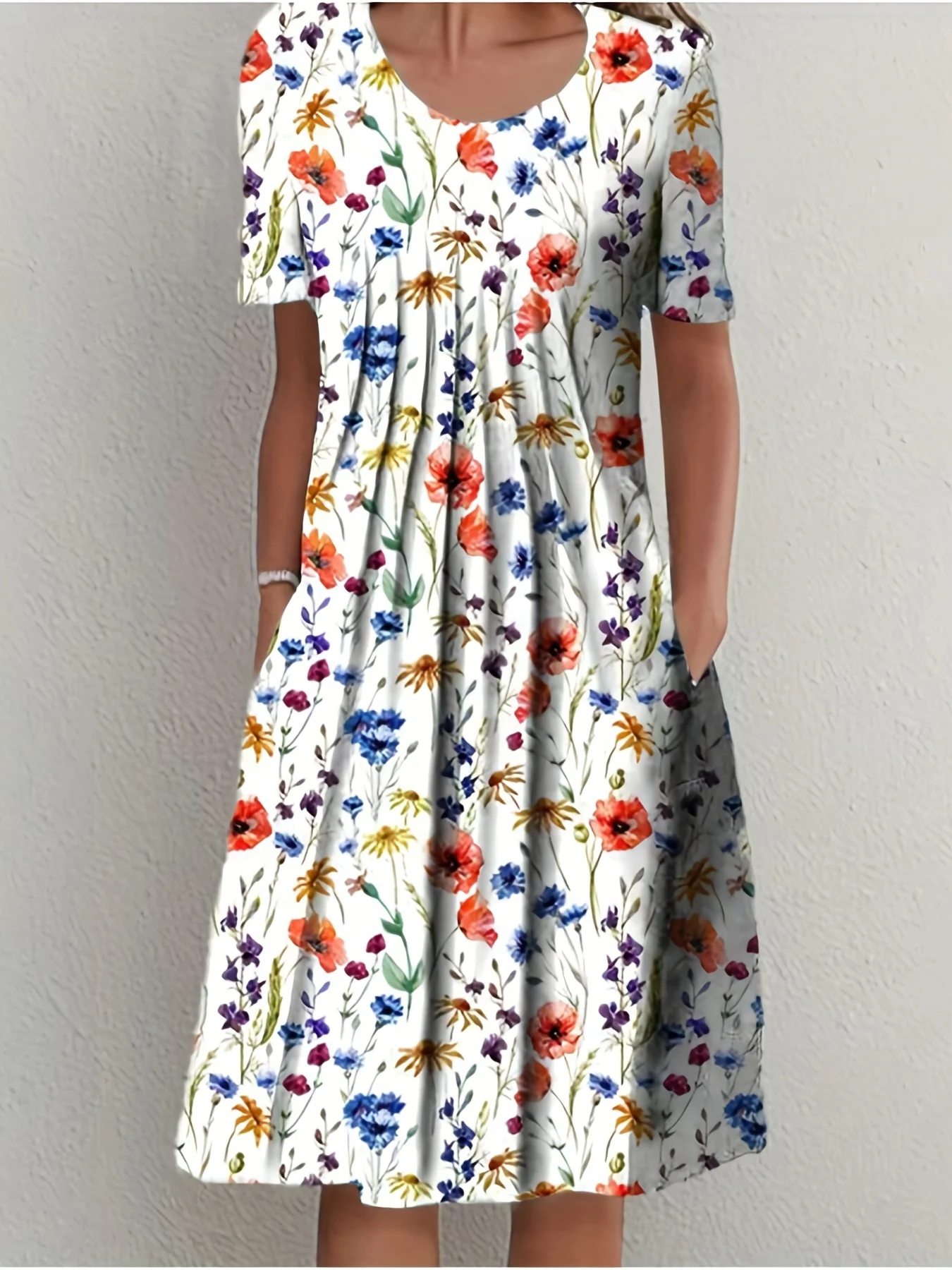 2024 New Spring And Summer Women's Elegant Large Skirt Round Neck Printed Short-sleeved Dress