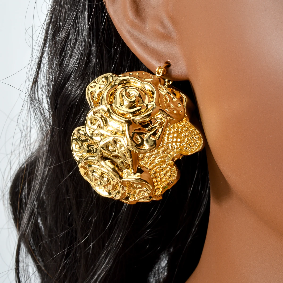 Sunny Jewelry Fashion Lady Hoop Earrings Gold Plated Flower Round Earring African Women Party Wedding Anniversary Jewellery Gift