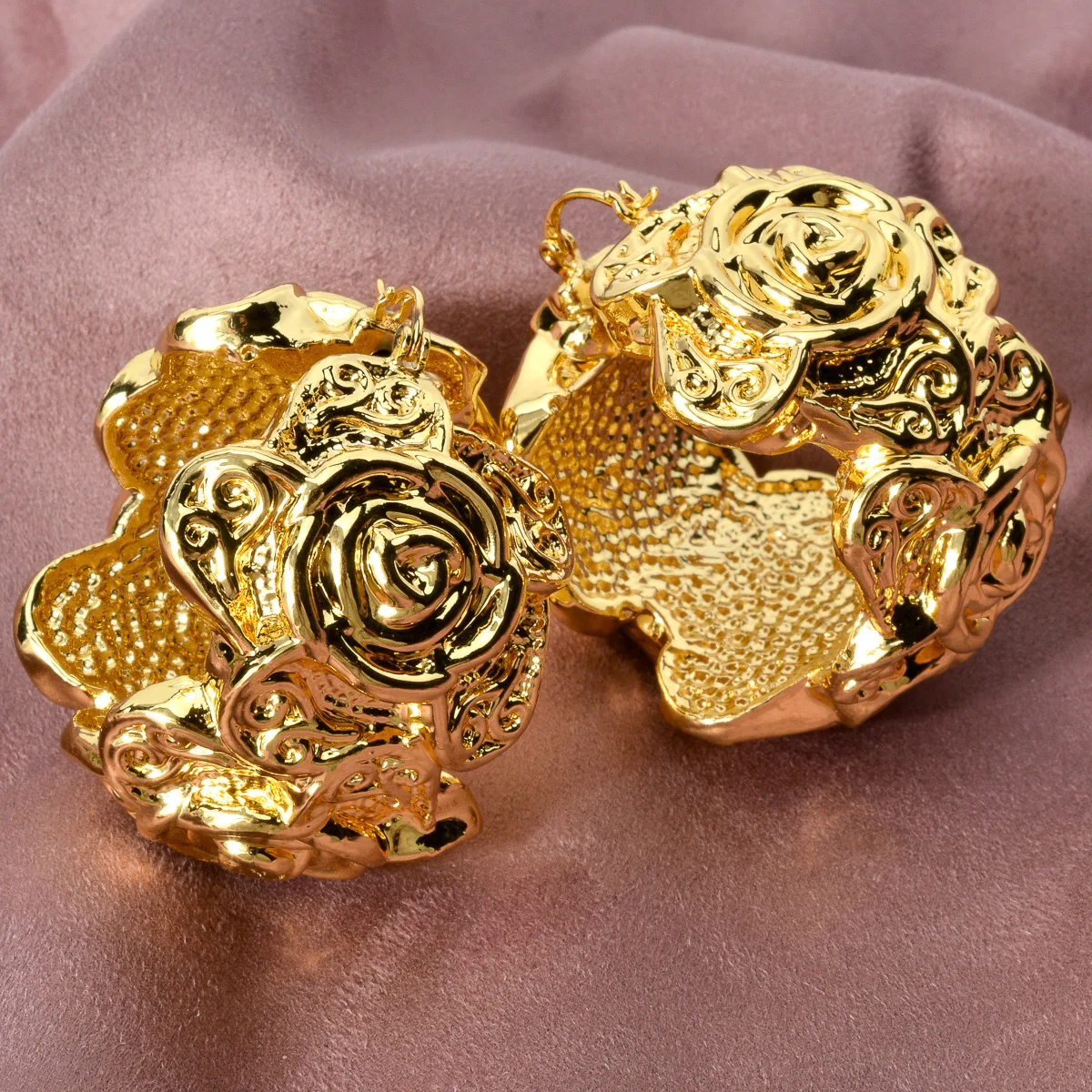 Sunny Jewelry Fashion Lady Hoop Earrings Gold Plated Flower Round Earring African Women Party Wedding Anniversary Jewellery Gift