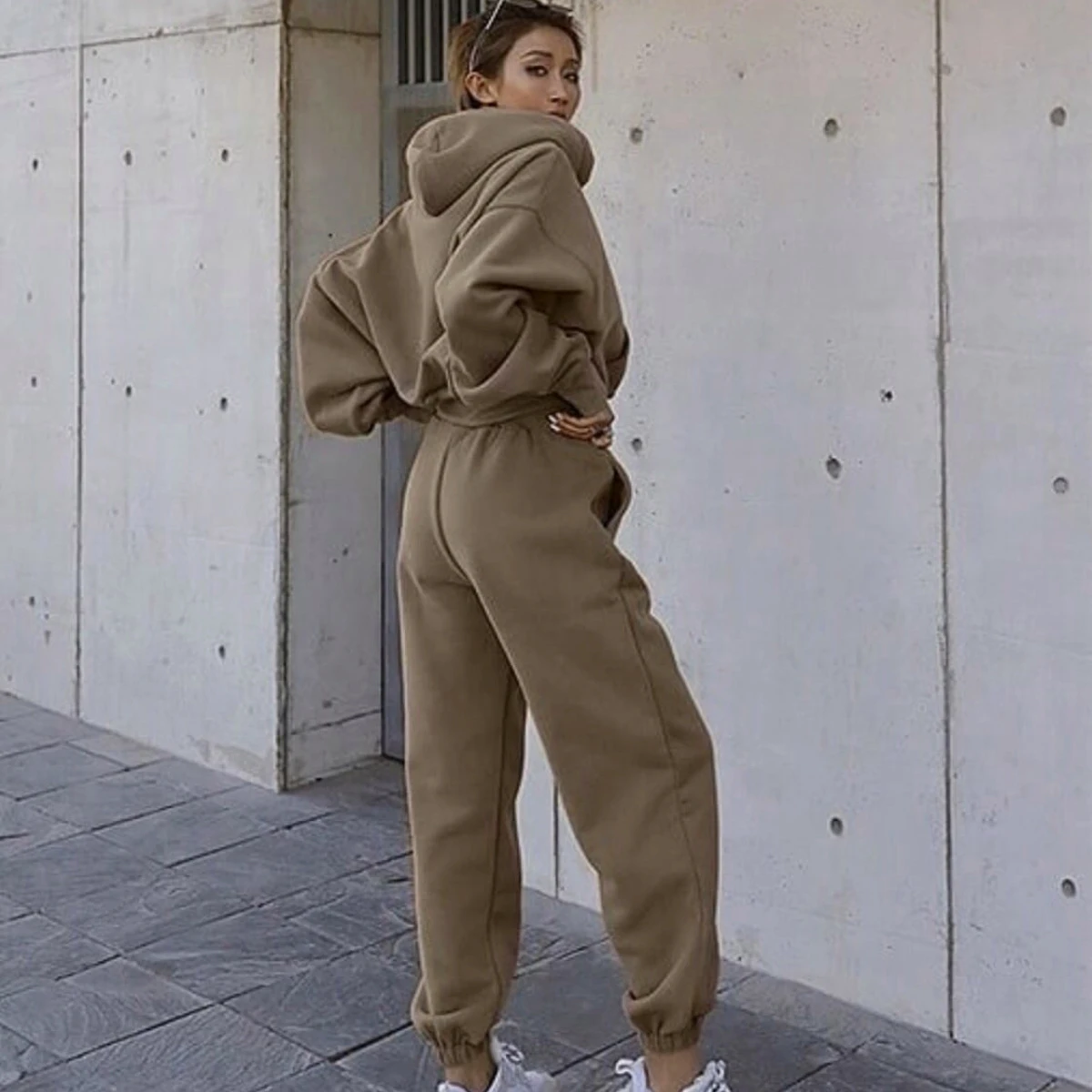 2024 Autumn Winter Women's New Long Sleeved Hat Casual Sweater Coat Women's Sports Set