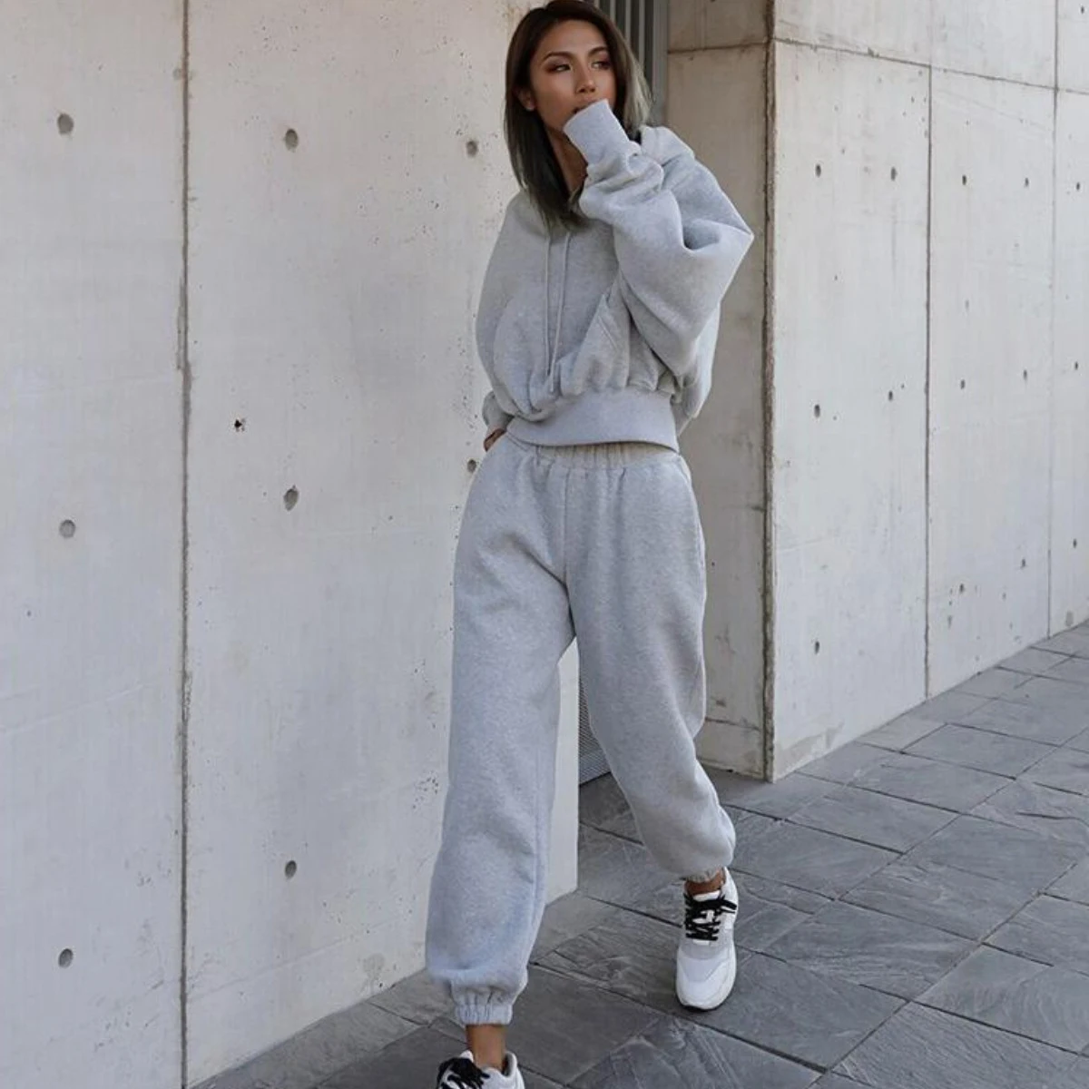 2024 Autumn Winter Women's New Long Sleeved Hat Casual Sweater Coat Women's Sports Set