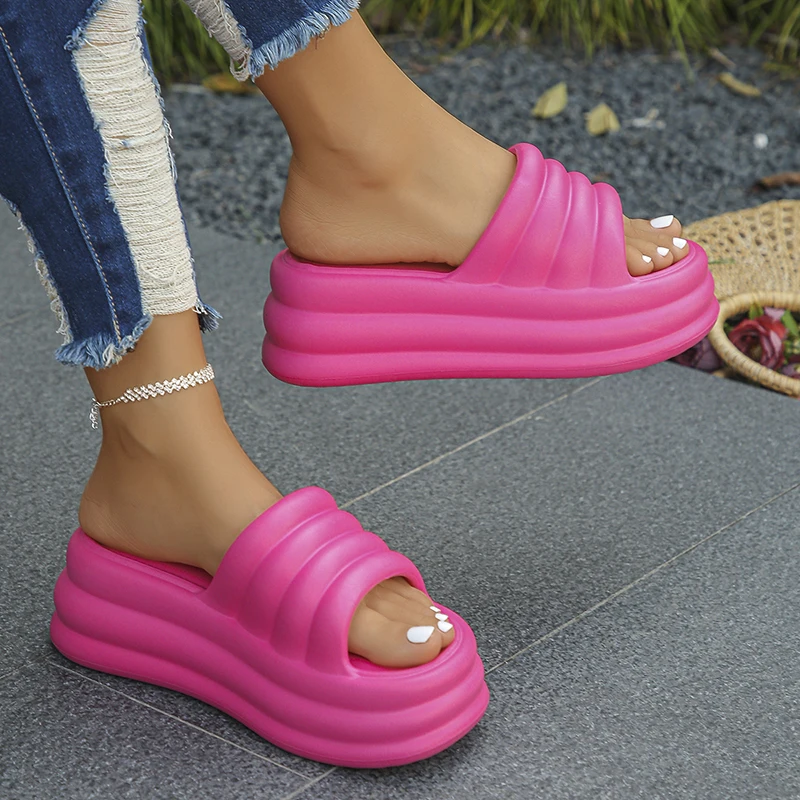 Chunky Platform Slippers for Women 2024 Summer Comfort Soft Sole Beach Shoes Slides Woman Thick Bottom Non-Slip Sandals Ladies
