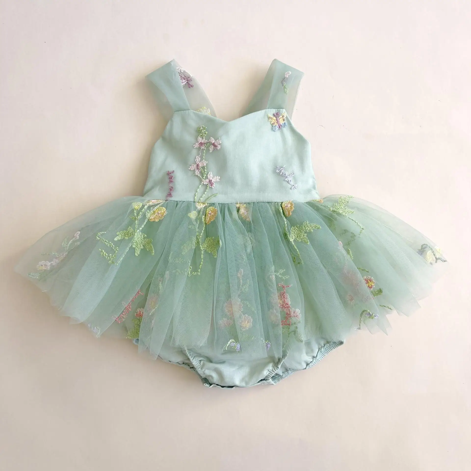 0-2 Years Old Baby Girls Romper Gauze Embroidered Flower Patterns Sling Baby Jumpsuit Summer Infant Clothes