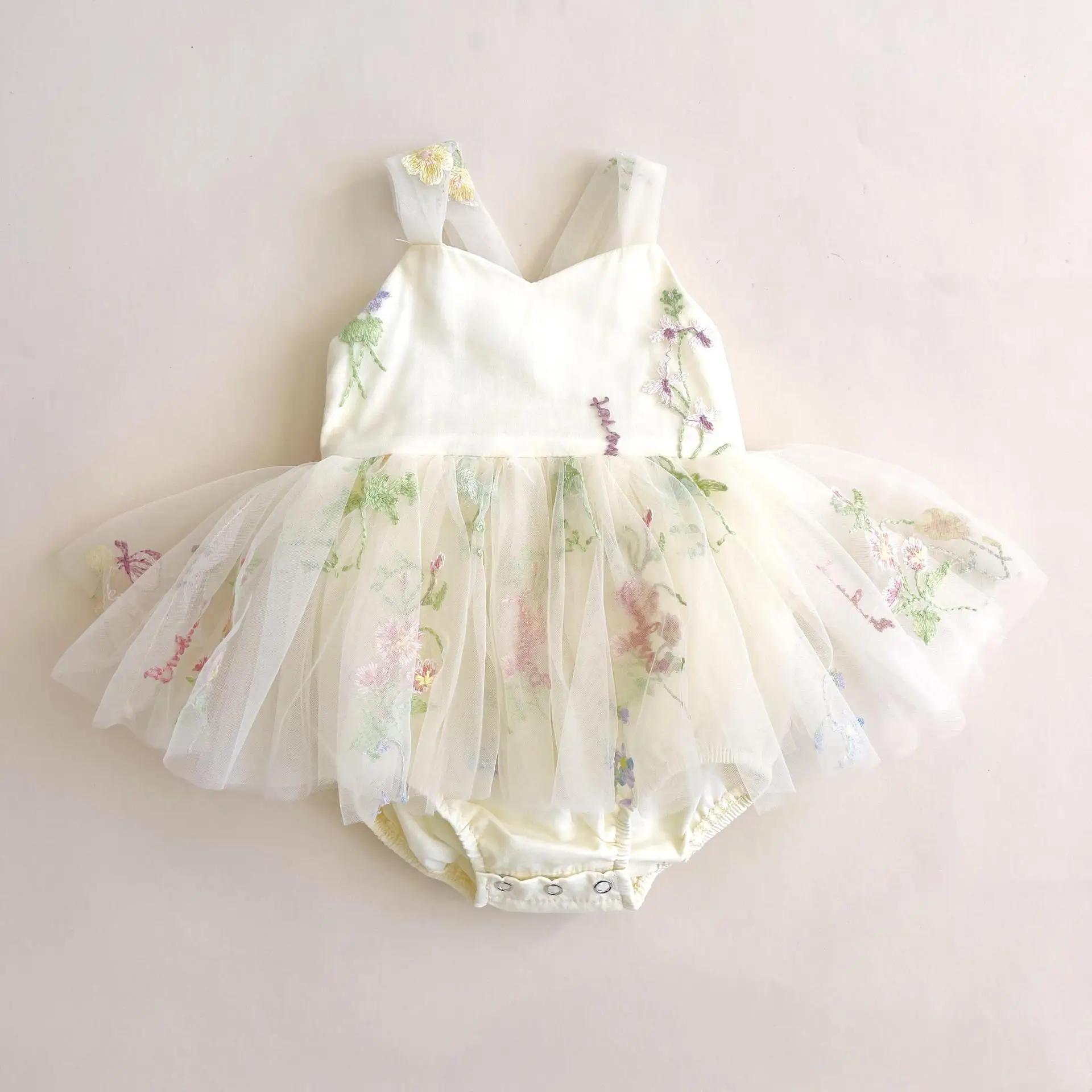 0-2 Years Old Baby Girls Romper Gauze Embroidered Flower Patterns Sling Baby Jumpsuit Summer Infant Clothes