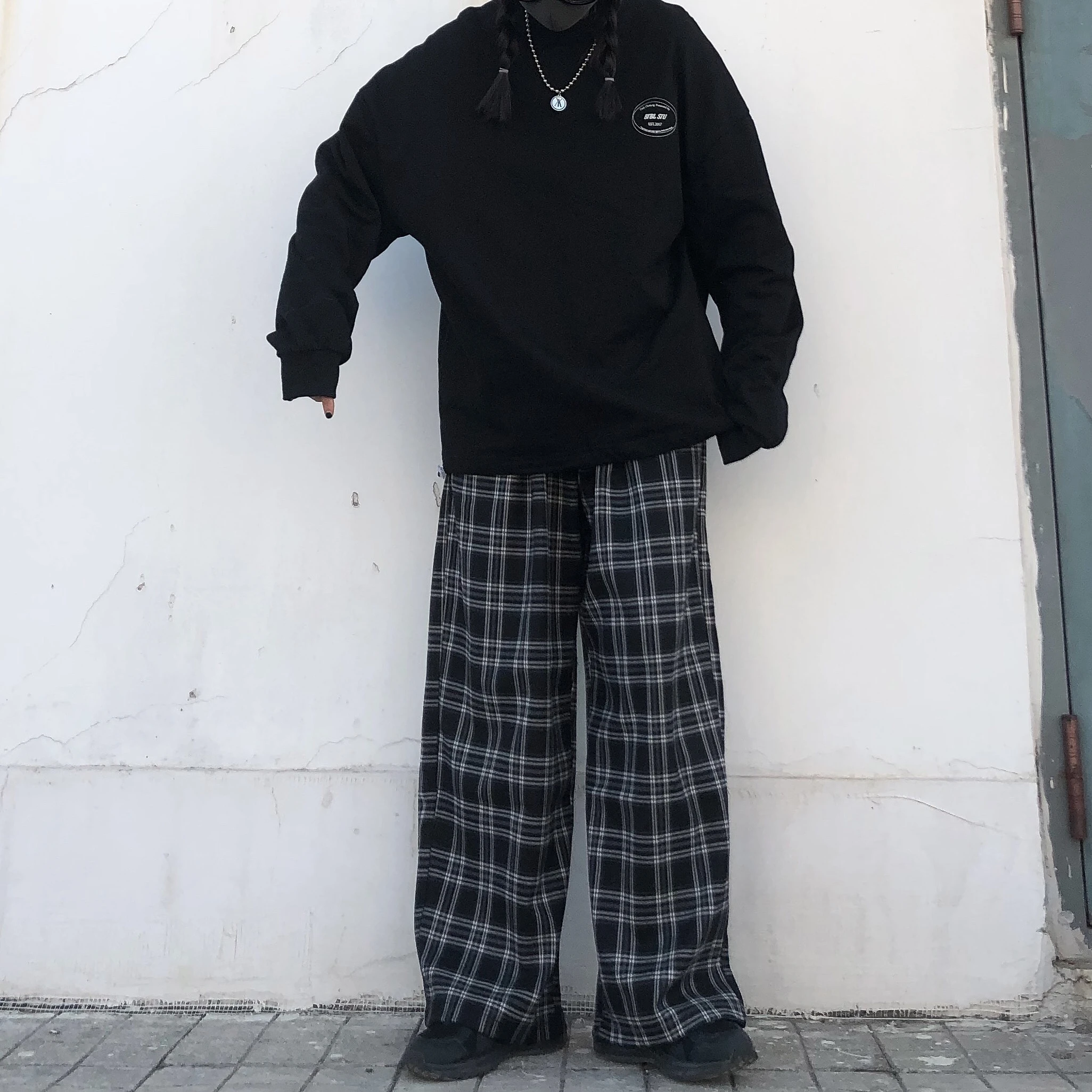 Oversize Pants Women Sweatpants Summer Fashion Black Plaid Casual Pants Elastic Waist Casual Pockets Student Unisex Trousers