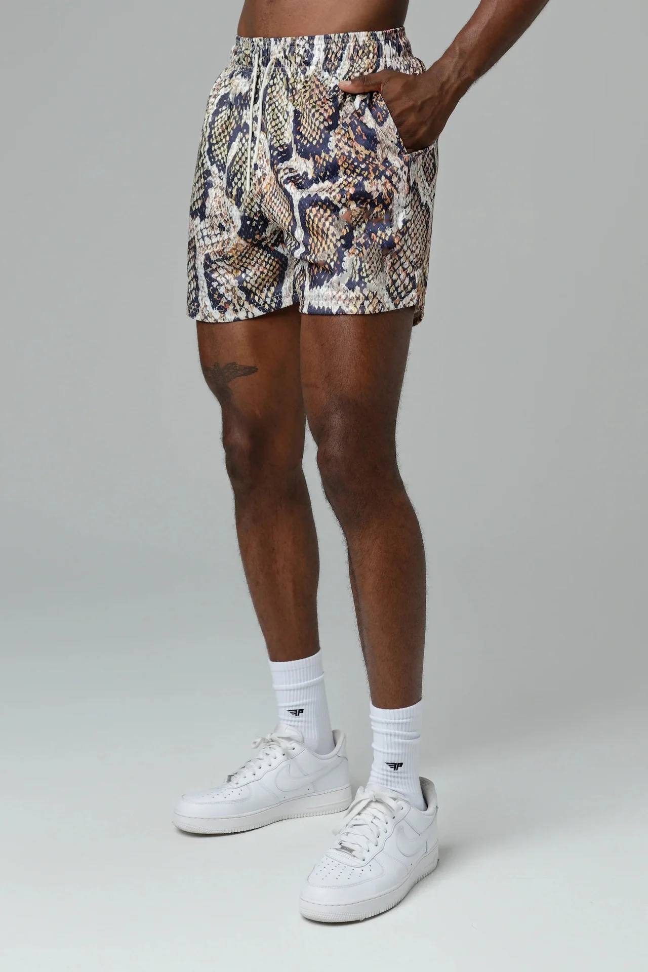 2024 Summer New Man Mesh Breathable Shorts Men GYM Basketball Running Quick-Drying Shorts Printing Fashion Shorts Fitness Shorts