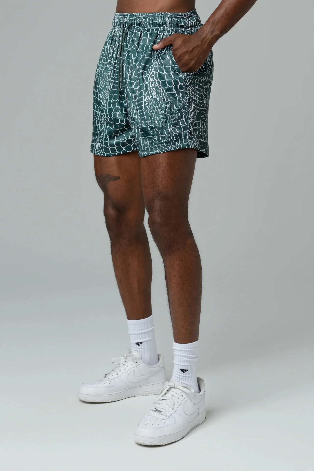 2024 Summer New Man Mesh Breathable Shorts Men GYM Basketball Running Quick-Drying Shorts Printing Fashion Shorts Fitness Shorts