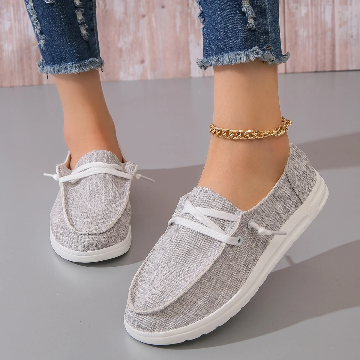 Women's casual sports shoes, lightweight and non slip flat shoes, lace up outdoor denim shoes