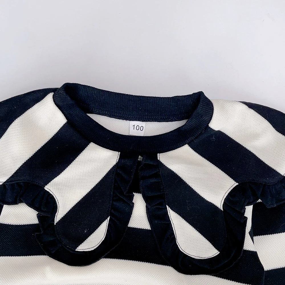 Girls' Long Sleeve Set Autumn and Winter New Girls' Large Lapel Pleated Stripe Top+Bell-bottoms Two Piece Girls' Set