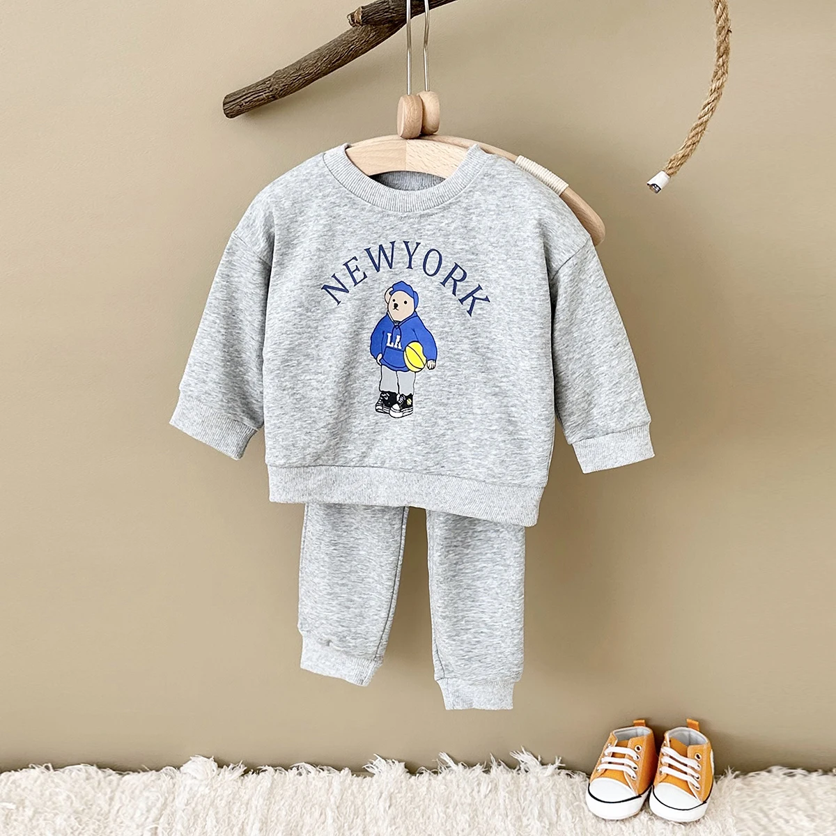 Newborn Spring Autumn 2PCS Baby 0-4Y Cotton Thick Long Sleeves+Pants Bear Boys Girls Printed Clothes Warmth Set Children