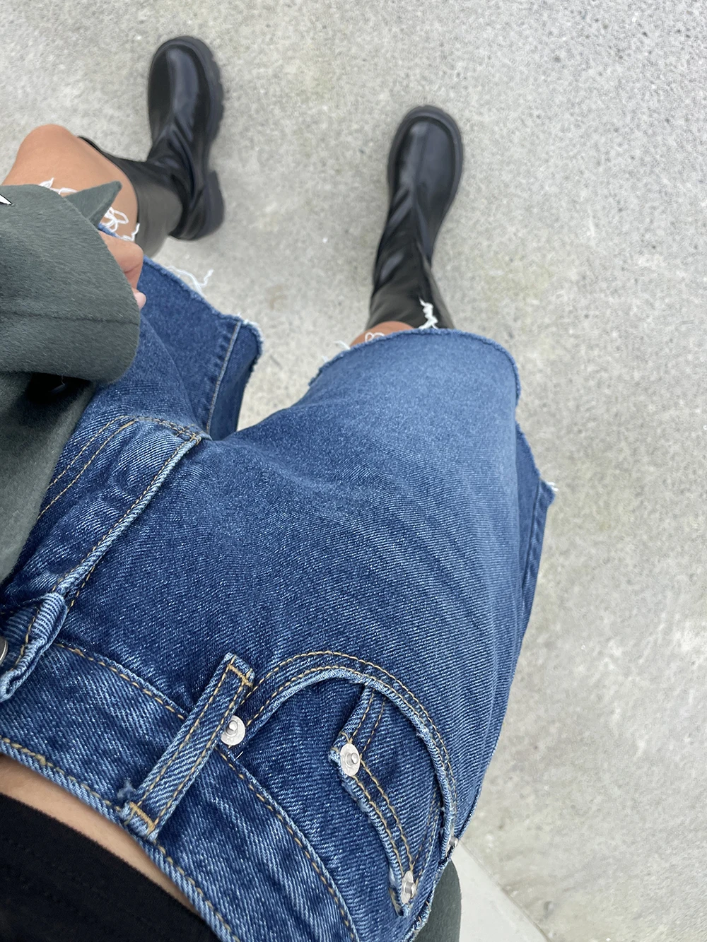 New 2024 Summer High Waist Denim Shorts For Women Pockets Burrs Blue Color Short Jeans Women Streetwear Casual Women's Shorts