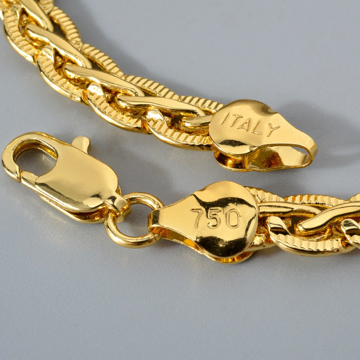 Hip Hop Jewelry 18k Gold Plated Cuban Link Chain Necklace for Men Collar High Quality Metal Texture Women Fashion Charm Jewelry