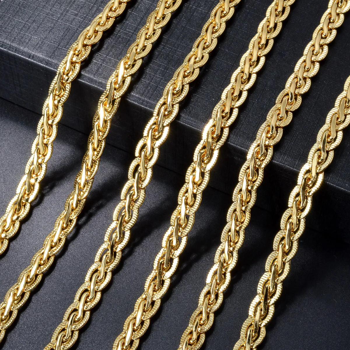 Hip Hop Jewelry 18k Gold Plated Cuban Link Chain Necklace for Men Collar High Quality Metal Texture Women Fashion Charm Jewelry